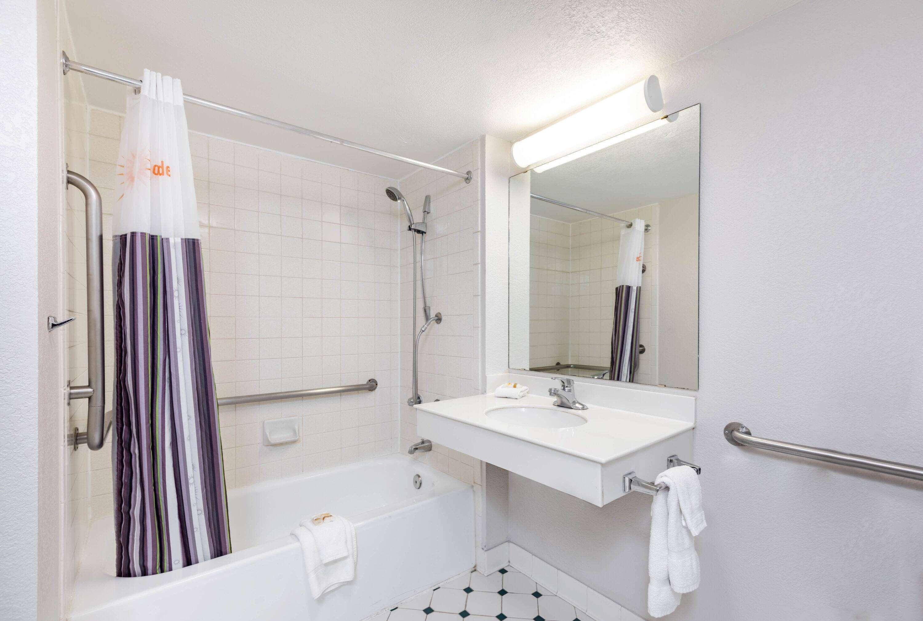 La Quinta Inn By Wyndham El Paso West Extérieur photo