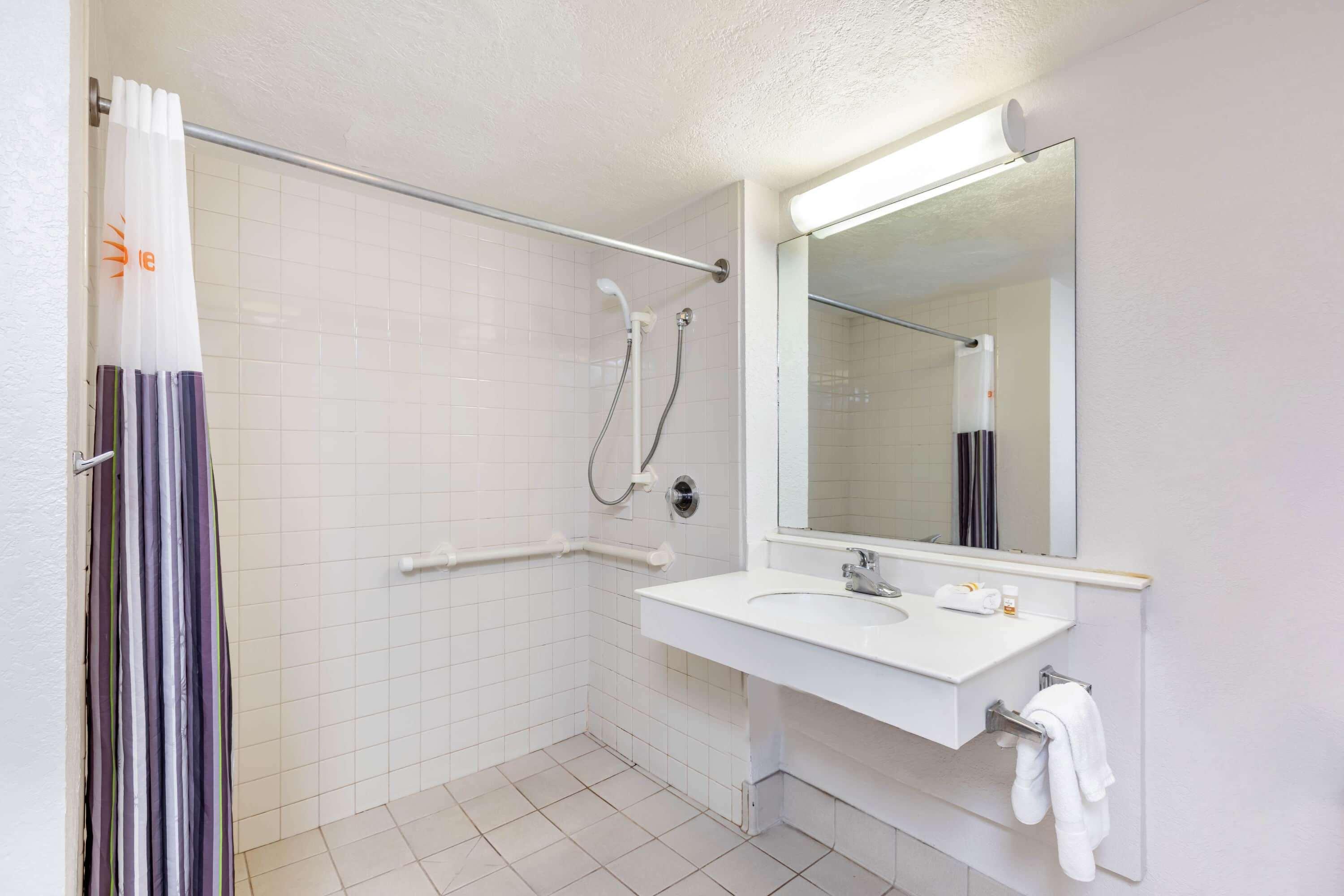 La Quinta Inn By Wyndham El Paso West Extérieur photo